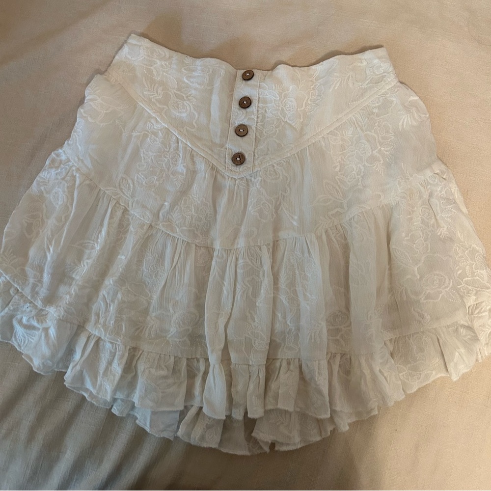 Cute boutique boho white skirt